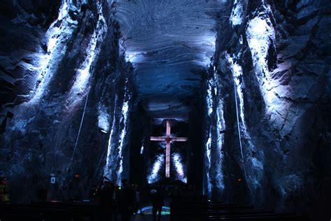  De Zonnegod van Zipaquirá: een mythische ontmoeting met precolumbiaanse spiritualiteit!